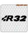 R32