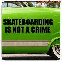 AUTOCOLLANT LE PATIN N'EST PAS UN CRIME. ACHETEZ DES AUTOCOLLANTS EN VINYLE.