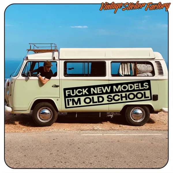 SCHEISSE NEUE MODELS AUFKLEBER. KAUFEN SIE VINYLAUFKLEBER.