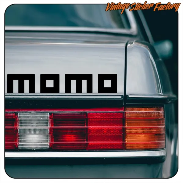 MOMO 2 AUFKLEBER. KAUFEN SIE VINYLAUFKLEBER.