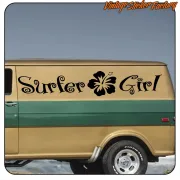 AUTOCOLLANT SURFEUR GIRL 5. ACHETEZ DES AUTOCOLLANTS EN VINYLE.