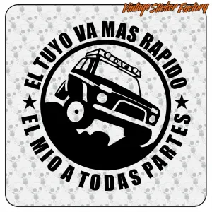 AUTOCOLLANT LE VÔTRE EST PLUS RAPIDE - LADA NIVA. ACHETEZ DES AUTOCOLLANTS EN VINYLE.