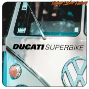 AUTOCOLLANT DUCATI SUPERBIKE. ACHETEZ DES AUTOCOLLANTS EN VINYLE.
