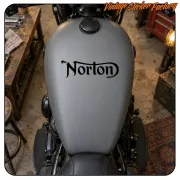 AUTOCOLLANT NORTON. ACHETEZ DES AUTOCOLLANTS EN VINYLE.