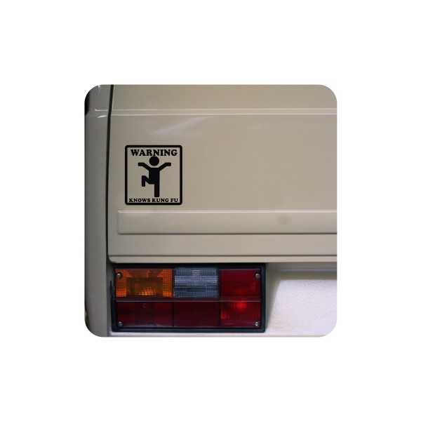Autocollant warning knows kung fu