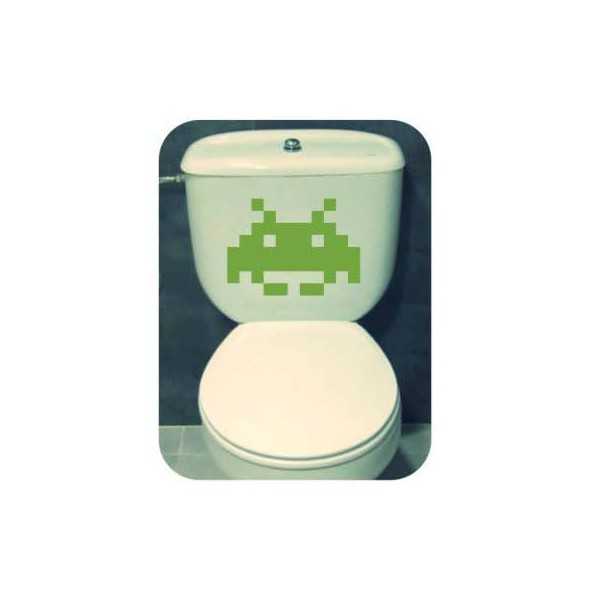 Pegatina SPACE INVADERS. Pegatinas freaks, pegatinas frikis.