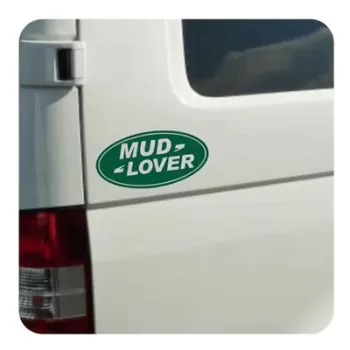 Pegatina Mud Lover. Vinilo de alta calidad, soporta perfectamente la intemperie, apto incluso para náutica. Pégala donde quieras