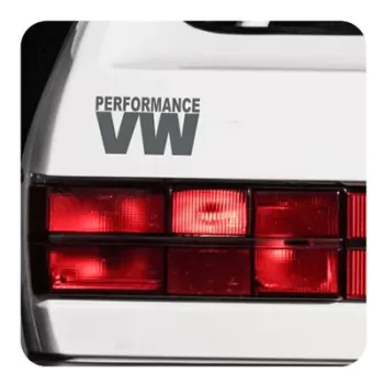 Pegatina VW Performance. Vinilo de alta calidad, soporta perfectamente la intemperie, apto incluso para náutica. Pégala donde qu