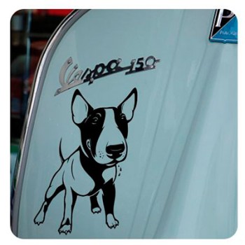 Pegatina Bull Terrier. Vinilo de alta calidad, soporta perfectamente la intemperie, apto incluso para náutica. Pégala donde quie