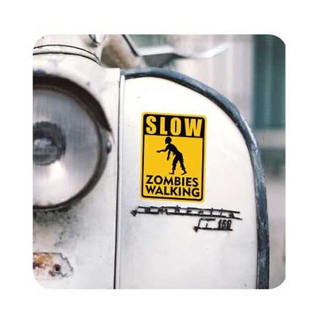 Pegatina Slow Zombies Walking. Vinilo de alta calidad, soporta perfectamente la intemperie, apto incluso para náutica. Pégala do