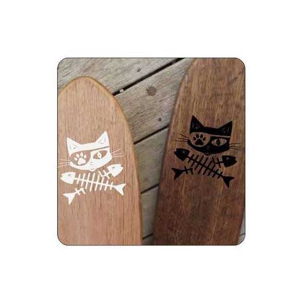 Pegatina GATOS RASPAS. Vinilo de alta calidad, soporta perfectamente la intemperie, apto incluso para náutica. Pégala donde quie
