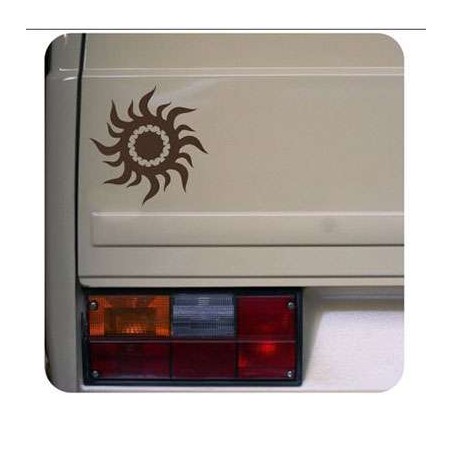 Pegatina SOL TRIBAL. Vinilo de alta calidad, soporta perfectamente la intemperie, apto incluso para náutica. Pégala donde quiera