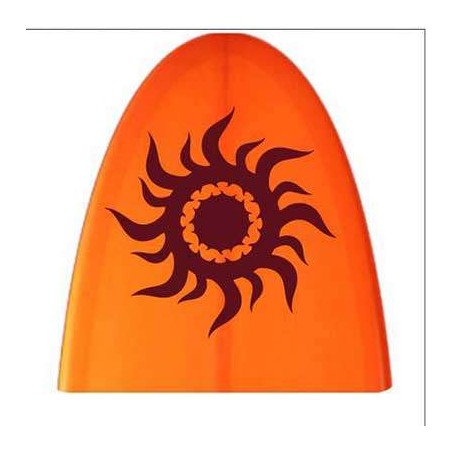 Pegatina SOL TRIBAL. Vinilo de alta calidad, soporta perfectamente la intemperie, apto incluso para náutica. Pégala donde quiera