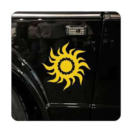 Pegatina SOL TRIBAL. Vinilo de alta calidad, soporta perfectamente la intemperie, apto incluso para náutica. Pégala donde quiera