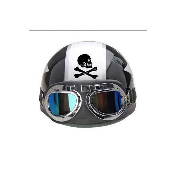 Pegatina CALAVERA PIRATA. Vinilo de alta calidad, soporta perfectamente la intemperie, apto incluso para náutica. Pégala donde q