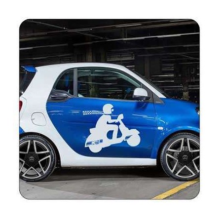 Pegatina Vespa. Vinilo de alta calidad, soporta perfectamente la intemperie, apto incluso para náutica. Pégala donde quieras, un