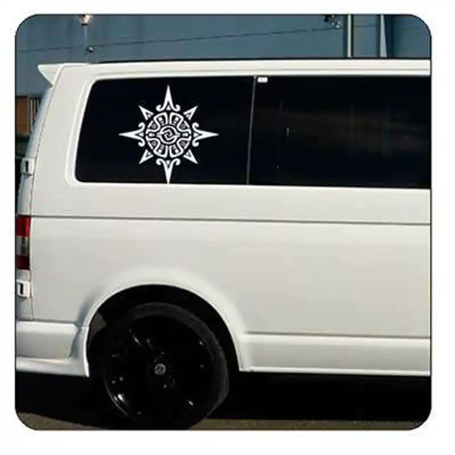 Autocollant Vinyle Décalque Lion Tribal - Blanc 12 Cm - Pour Voiture, Casque, Ordinateur - Résistant Intempéries