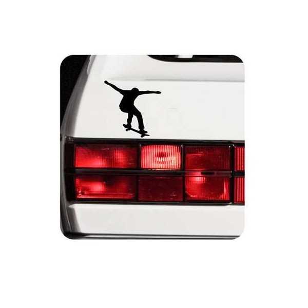 Pegatina SKATE. Vinilo de alta calidad, soporta perfectamente la intemperie, apto incluso para náutica. Pégala donde quieras, un
