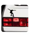 Pegatina SKATE. Vinilo de alta calidad, soporta perfectamente la intemperie, apto incluso para náutica. Pégala donde quieras, un