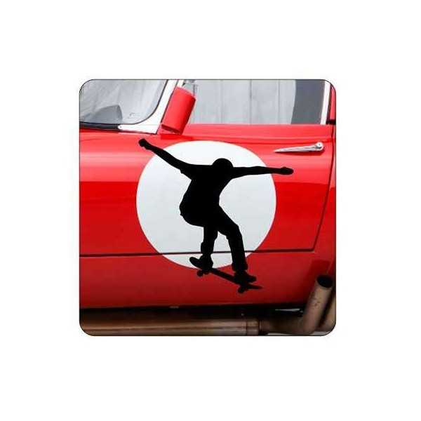 Pegatina SKATE. Vinilo de alta calidad, soporta perfectamente la intemperie, apto incluso para náutica. Pégala donde quieras, un