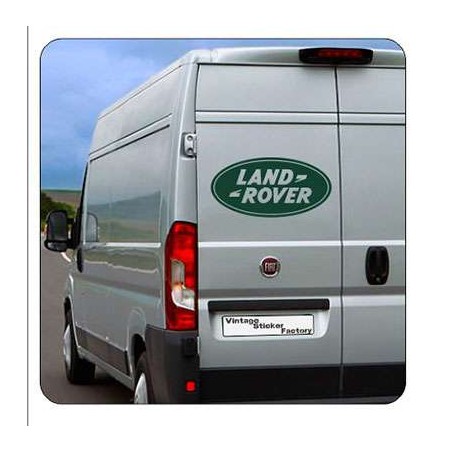 Pegatina LAND ROVER. Vinilo de alta calidad, soporta perfectamente la intemperie, apto incluso para náutica. Pégala donde quiera