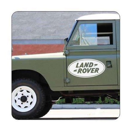 Pegatina LAND ROVER. Vinilo de alta calidad, soporta perfectamente la intemperie, apto incluso para náutica. Pégala donde quiera